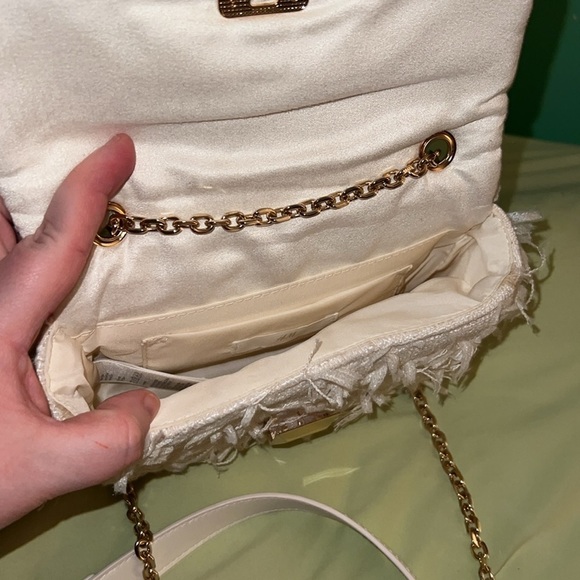 H&M textured white shoulder bag - Picture 7 of 13